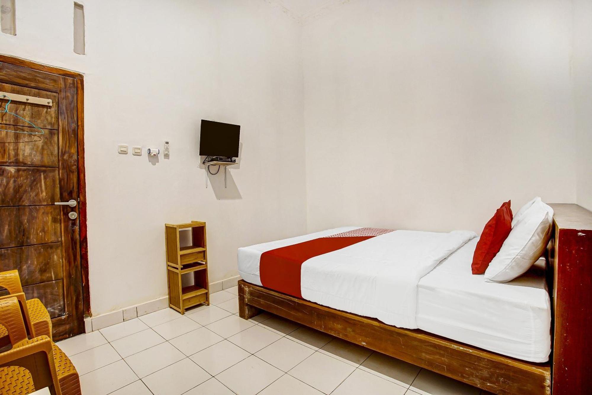 Super Oyo 91055 Homestay Syariah Bandar Lampung Buitenkant foto